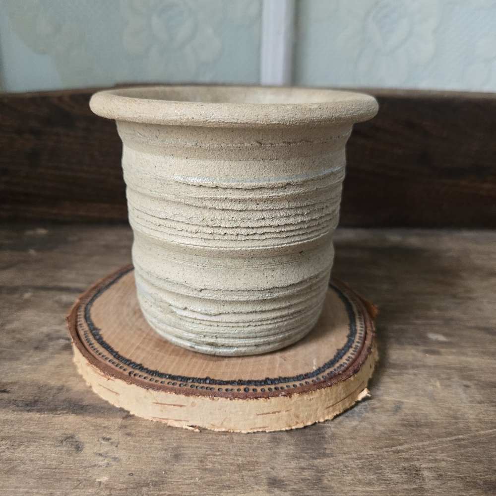 Handmade Beige Textured Stoneware Pottery Planter